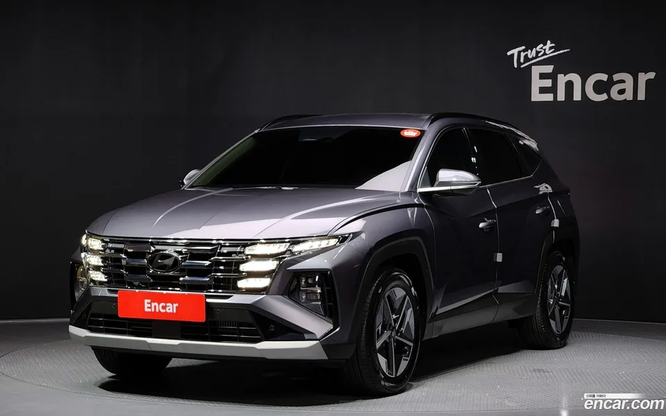 Hyundai Tucson NX4 1.6 2WD 2024 — фото 1, купить с доставкой в Москву