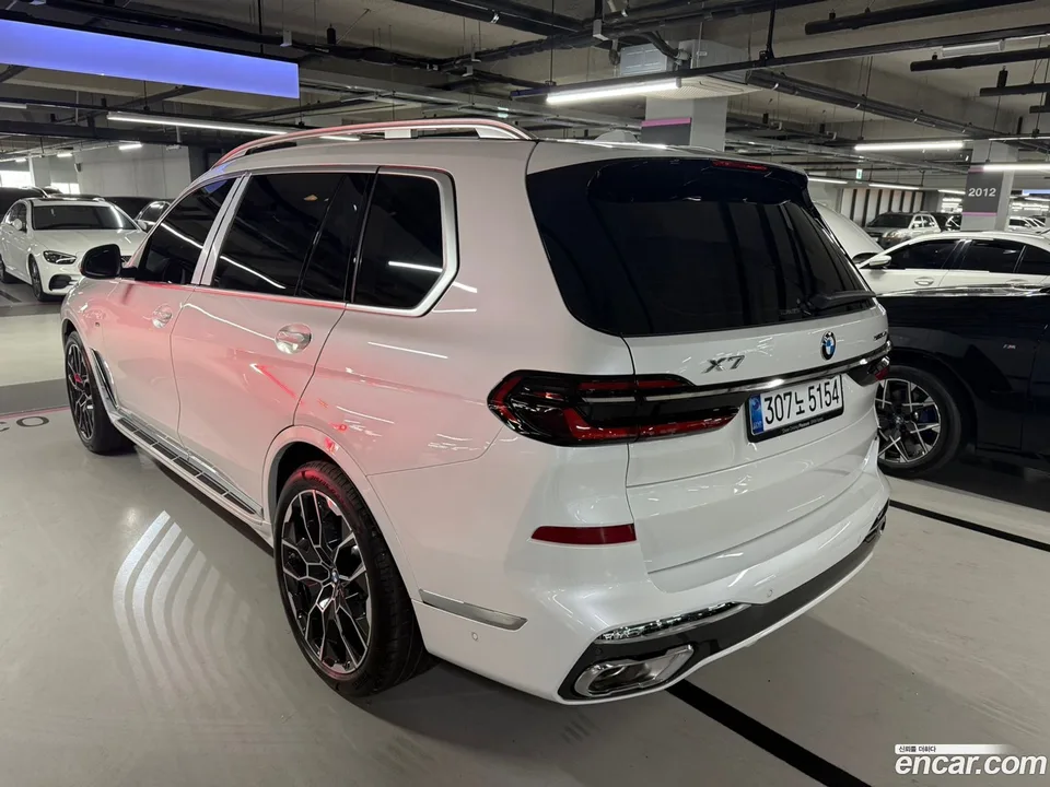 BMW X7 xDrive 40i M 6 2025 — миниатюра 3