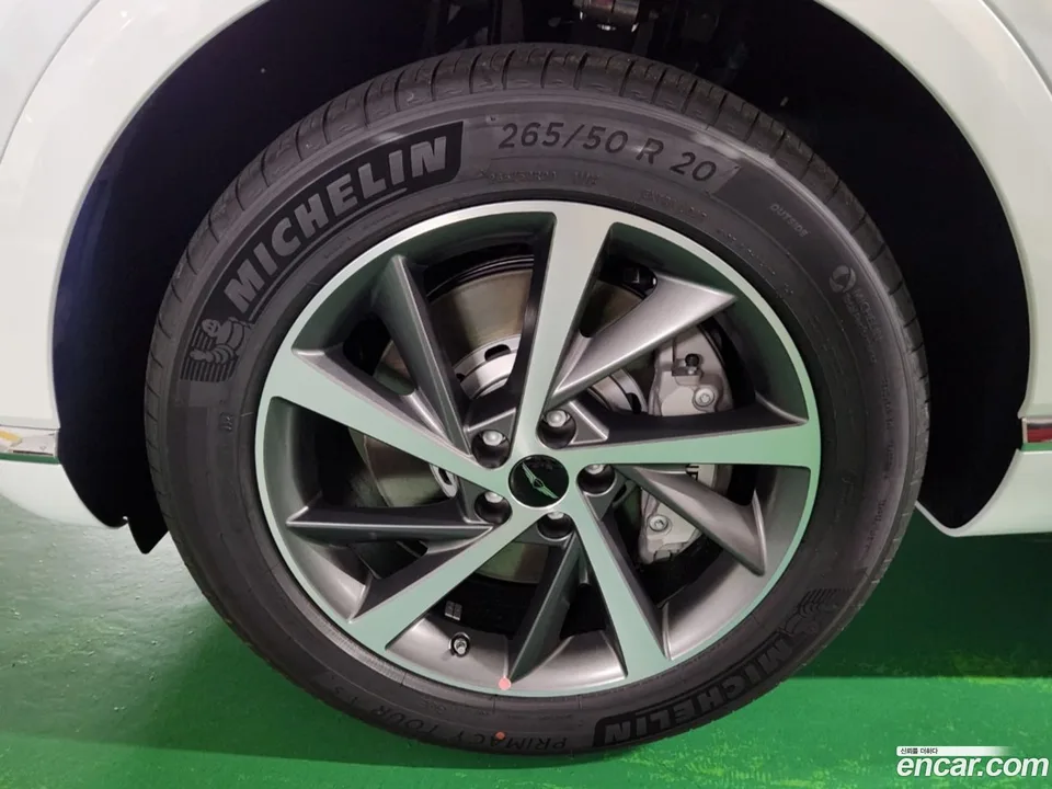 Genesis GV80 2.5T 2WD 2025 — миниатюра 5