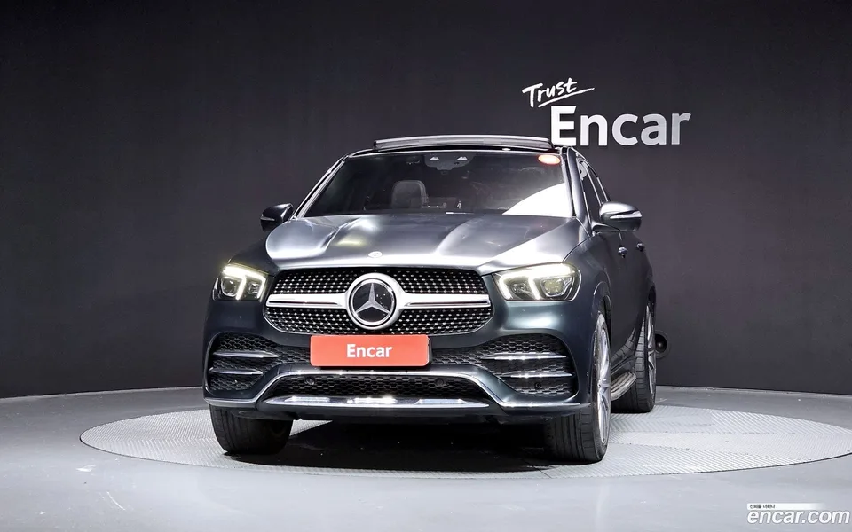 Mercedes-Benz GLE-Class GLE400d 4MATIC 2023 — миниатюра 3