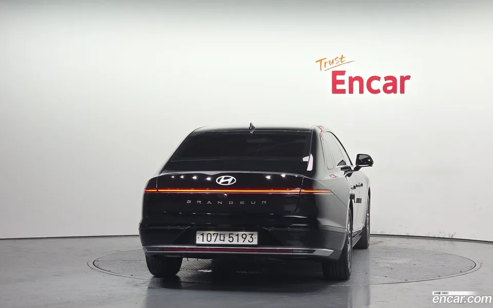Hyundai Grandeur 2.5 2WD 2023 — миниатюра 4