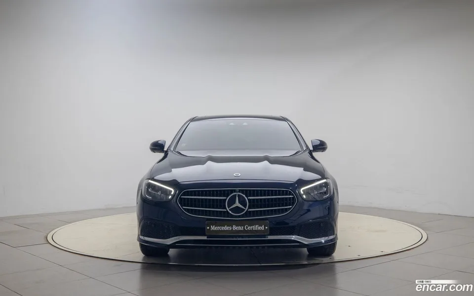 Mercedes-Benz E-Class E250 2022 — миниатюра 3