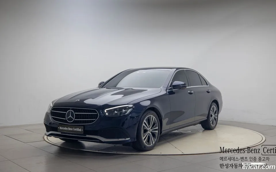 Mercedes-Benz E-Class E250 2022 — фото 1, купить с доставкой в Москву