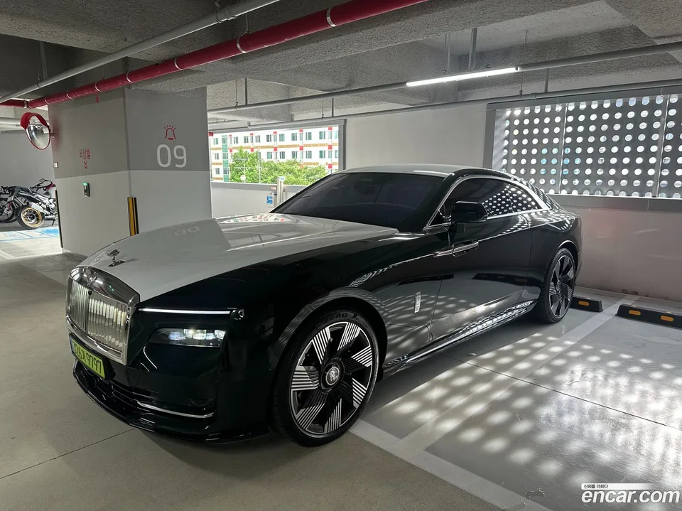 Rolls-Royce Spectre 2024 — миниатюра 2
