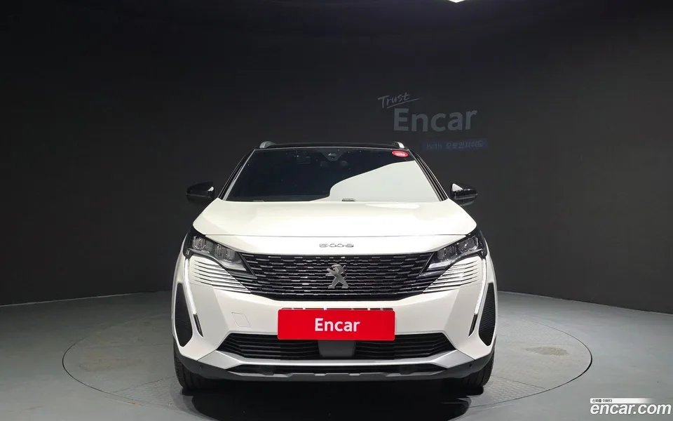Peugeot 5008 1.2 Pure Tech 2024 — миниатюра 3