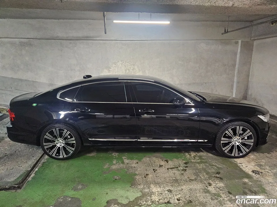 Volvo S90 B6 AWD 2023 — миниатюра 3