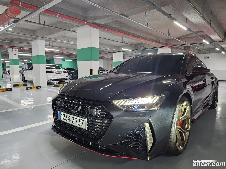 Audi RS7 (4K) 4.0 TFSI 2025 — фото 1, купить с доставкой в Москву
