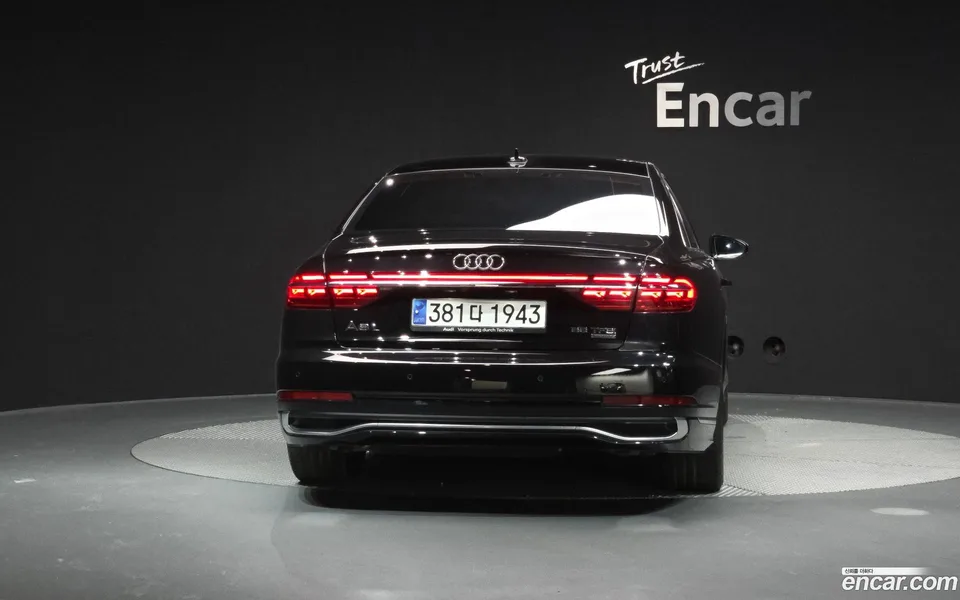 Audi A8 55 TFSI LWB 2023 — миниатюра 4
