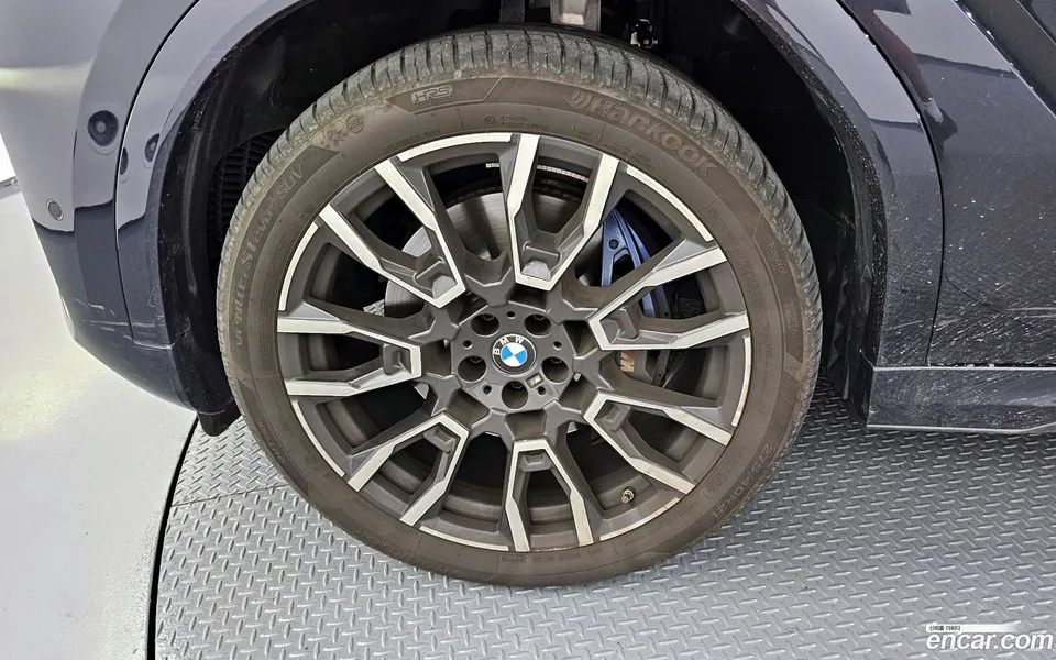 BMW X6 xDrive40i M 2024 — миниатюра 5