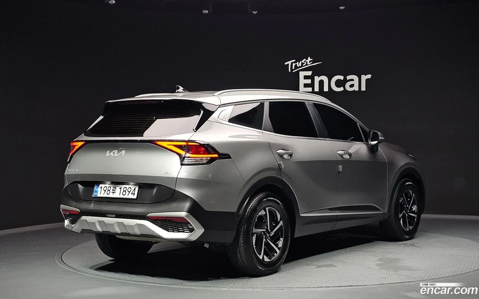 Kia Sportage Hybrid 4WD 2024 — миниатюра 2