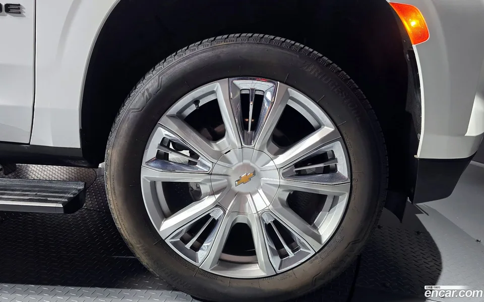 Chevrolet Tahoe 6.2 4WD 2022 — миниатюра 5