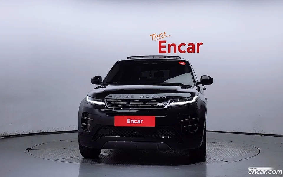 Land Rover Range Rover Evoque P250 SE 2024 — миниатюра 3