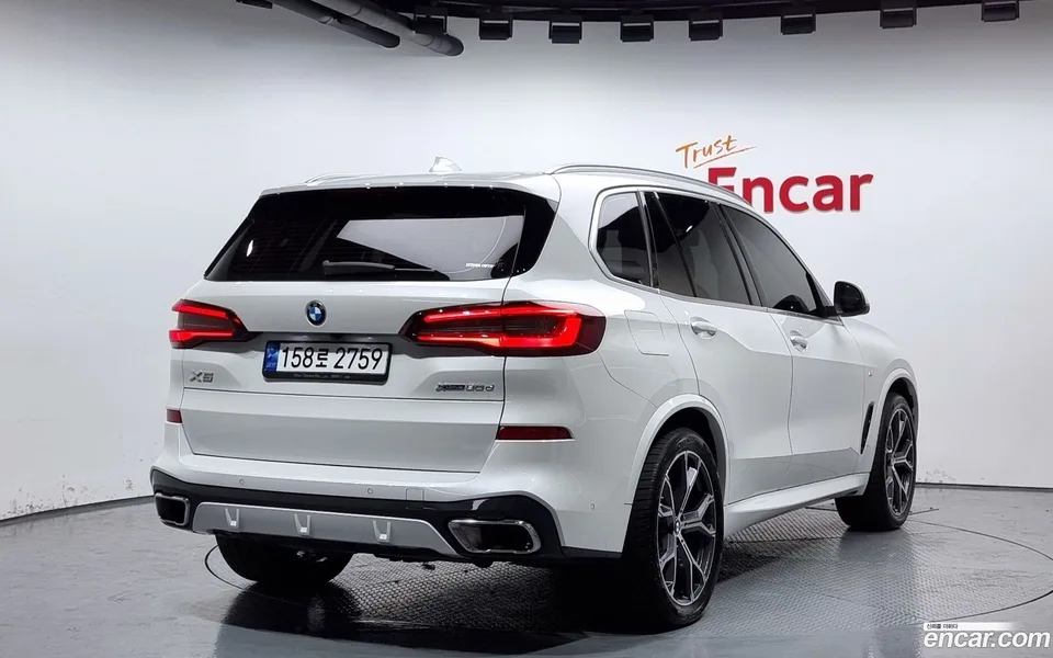 BMW X5 xDrive 30d M 2023 — миниатюра 2