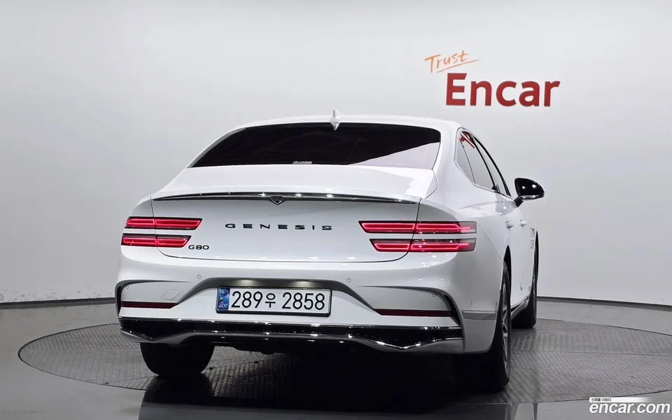 Genesis G80 2.5 2WD 2024 — миниатюра 4