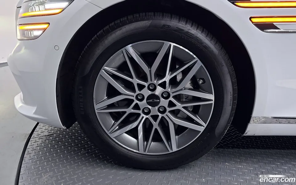 Genesis G80 2.5 2WD 2024 — миниатюра 5