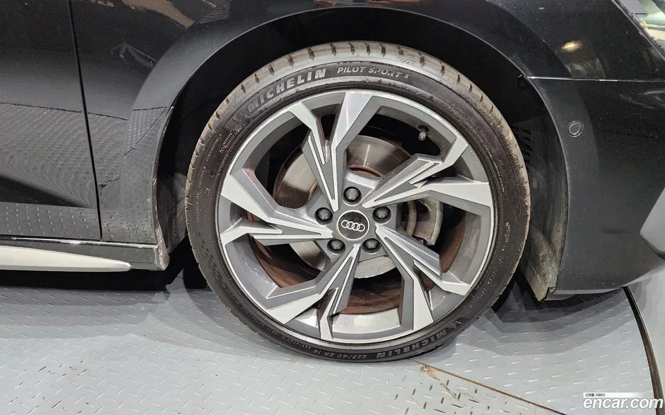 Audi A3 (8Y) 40 TFSI 2023 — миниатюра 5