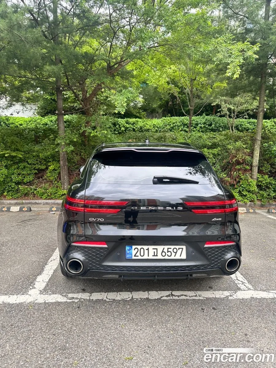 Genesis GV70 2.5T AWD 2023 — миниатюра 4