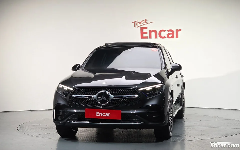 Mercedes-Benz GLC-Class GLC300 4MATIC 2024 — миниатюра 3