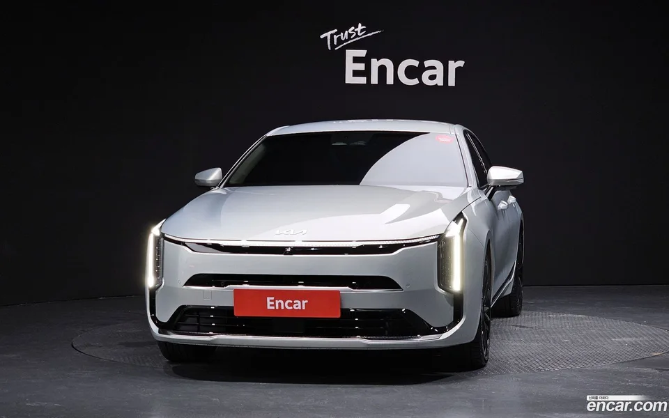 Kia K8 Hybrid 2025 — миниатюра 3