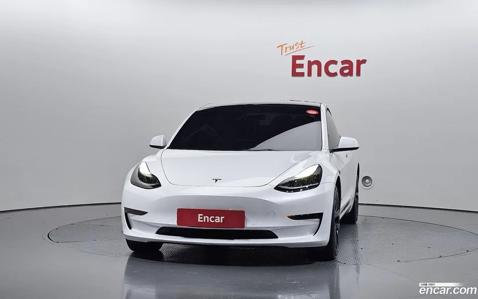 Tesla Model 3 RWD 2022 — миниатюра 3