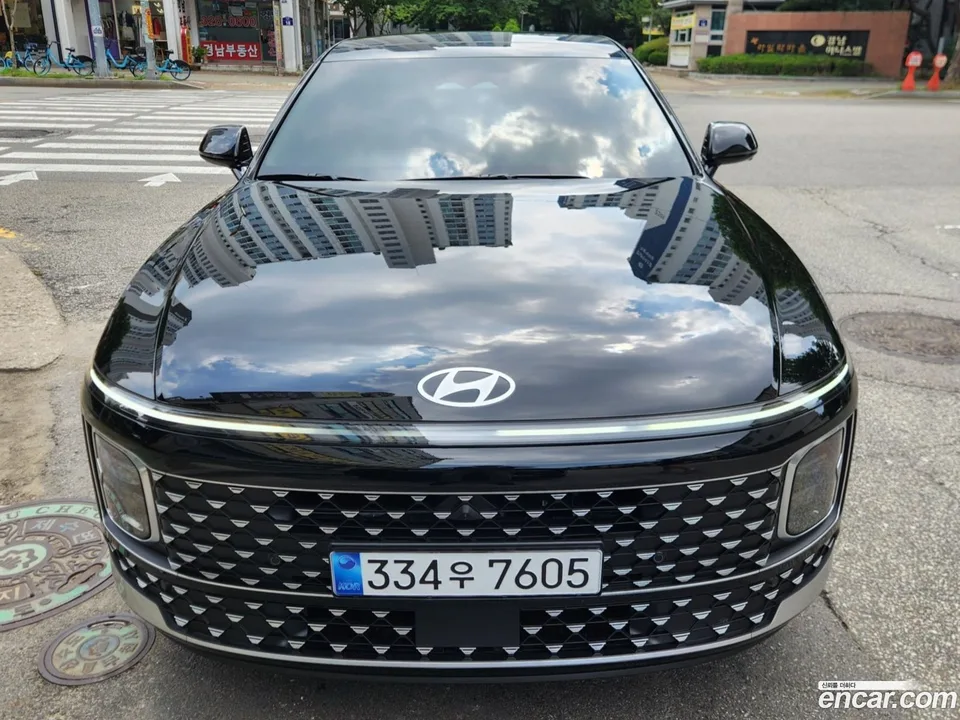 Hyundai Grandeur Hybrid (GN7) 2025 — фото 1, купить с доставкой в Москву
