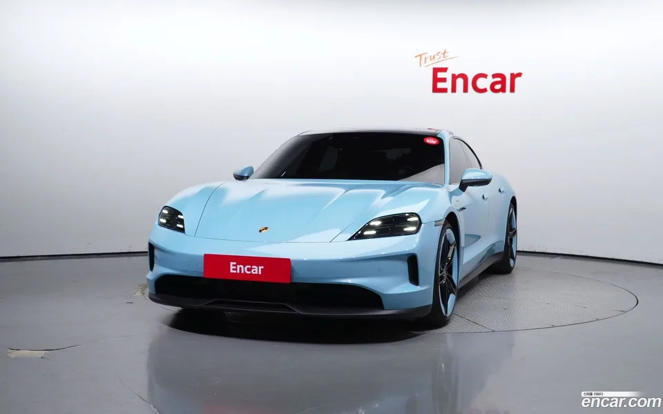 Porsche Taycan 2025 — миниатюра 3