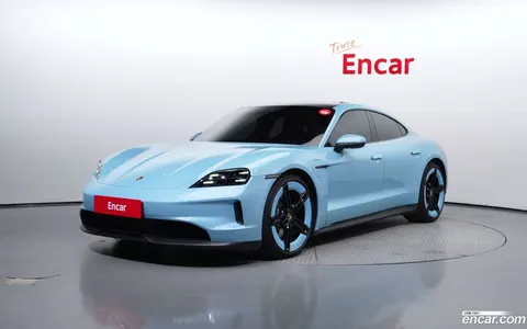 Porsche Taycan 2025 купить в Москве