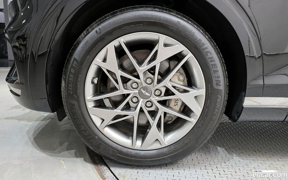Genesis GV70 2.5T 2WD 2024 — миниатюра 5
