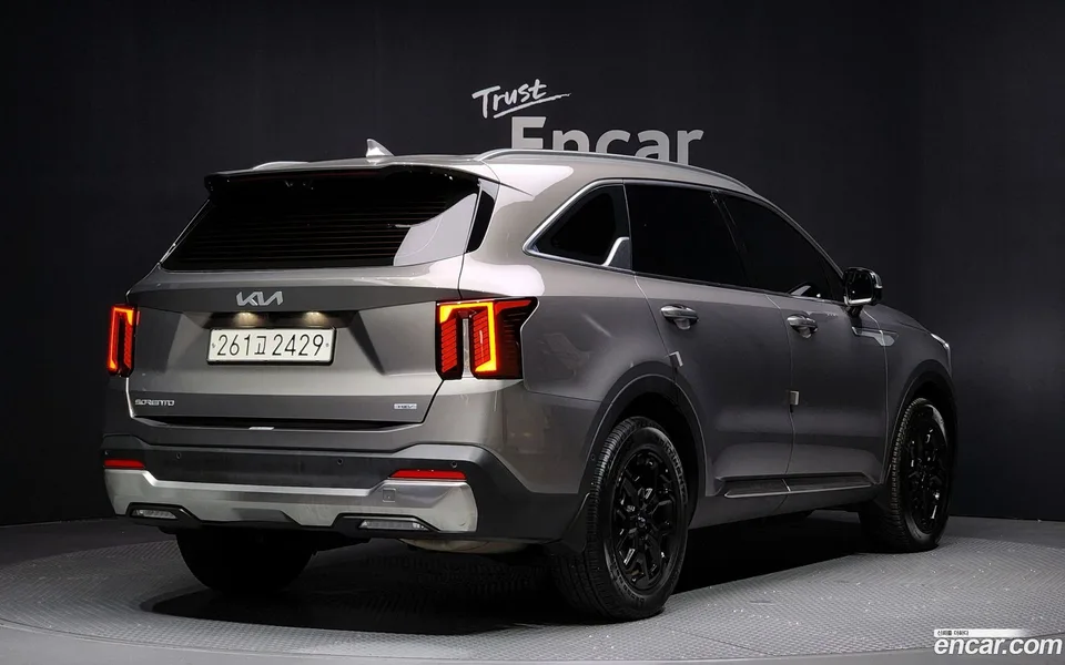 Kia Sorento HEV 1.6 2WD 2023 — миниатюра 2