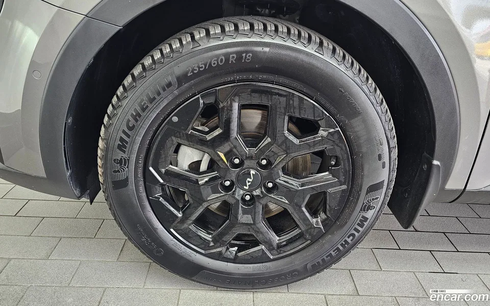 Kia Sorento HEV 1.6 2WD 2023 — миниатюра 5