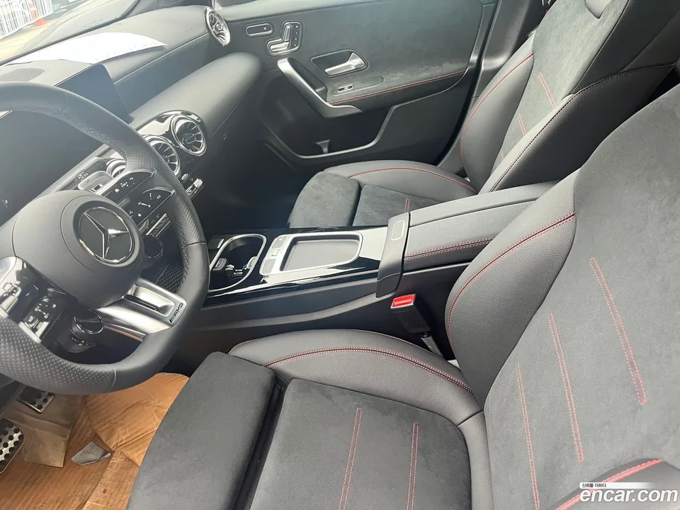 Mercedes-Benz A-Class AMG A35 S AMG 4MATIC 2024 — миниатюра 5