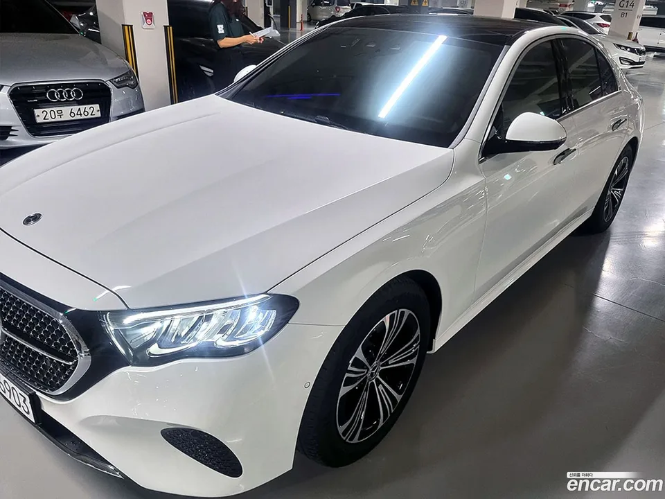 Mercedes-Benz E-Class E200 2025 — миниатюра 2