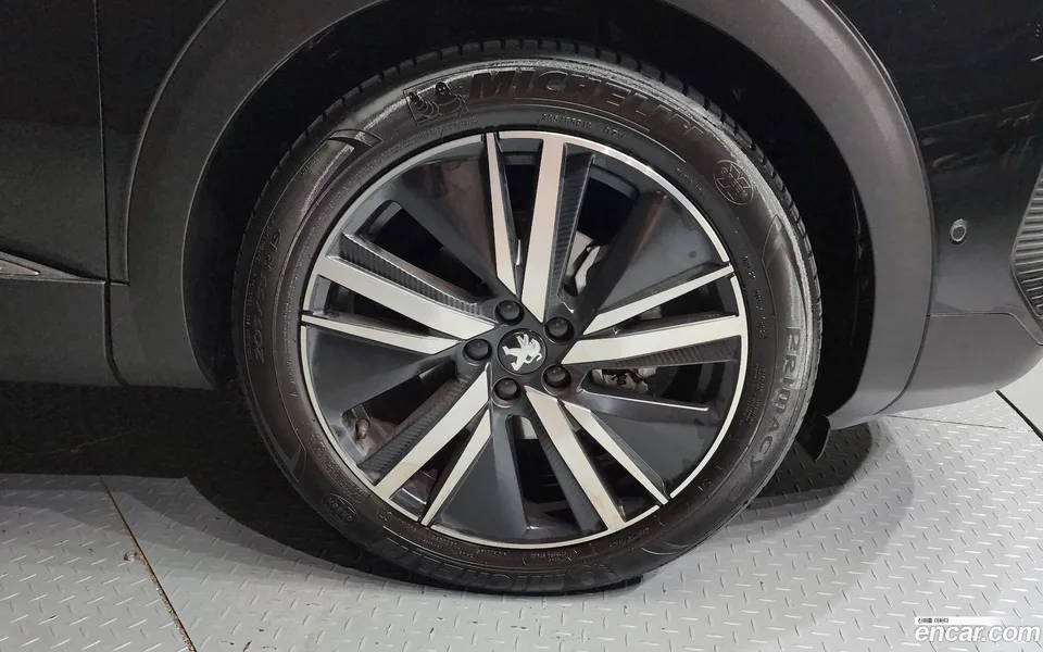 Peugeot 5008 1.2 Pure Tech GT 2024 — миниатюра 5