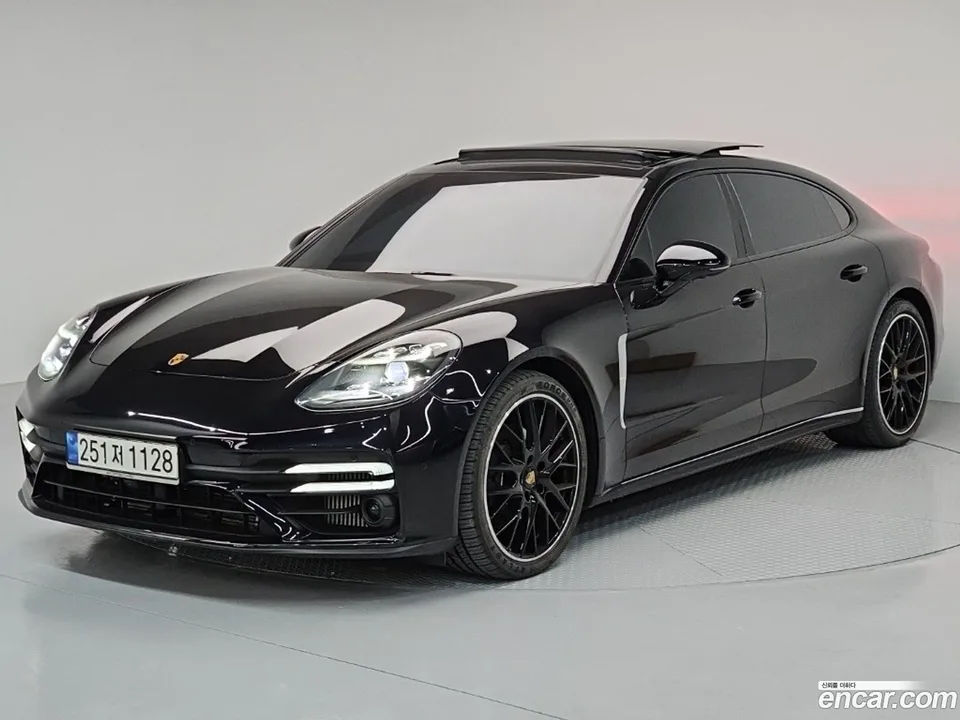 Porsche Panamera (971) 2.9 AWD 2022 — миниатюра 2