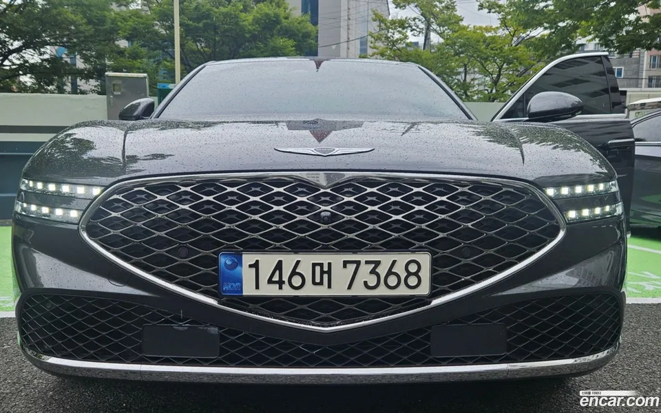Genesis G90 3.5 e-S/C AWD 2023 — миниатюра 3
