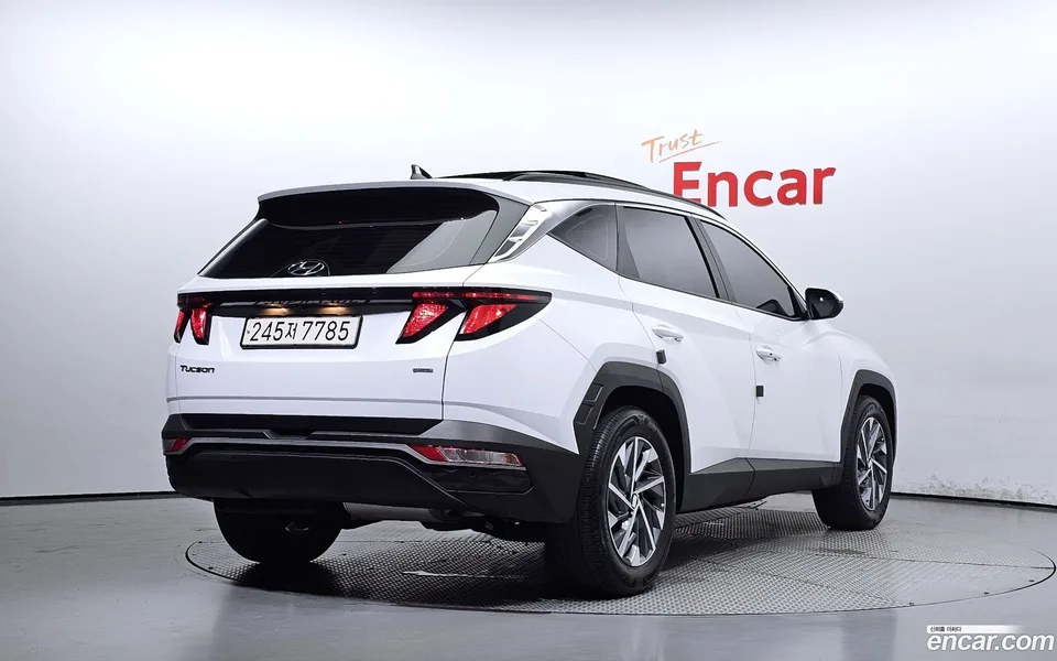 Hyundai Tucson 2.0 4WD 2023 — миниатюра 2