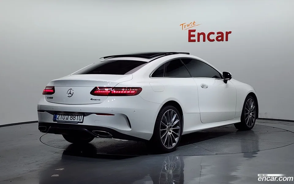 Mercedes-Benz E-Class E450 4MATIC 2023 — миниатюра 2