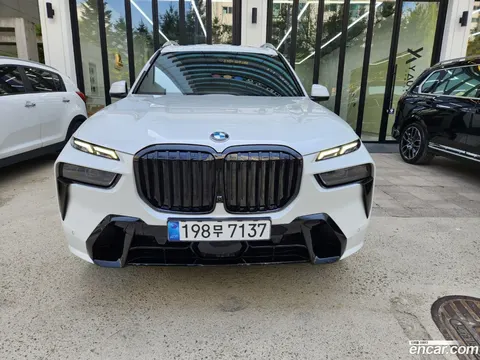 BMW X7 2025 купить в Москве