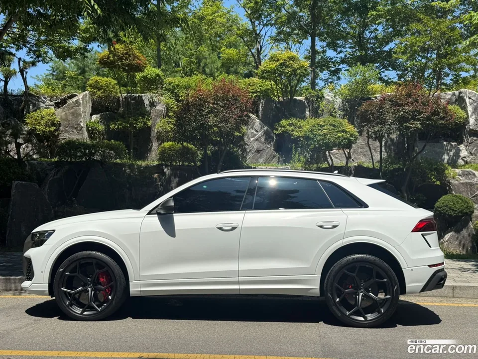 Audi RSQ8 (4M) 4.0 TFSI 2025 — миниатюра 2