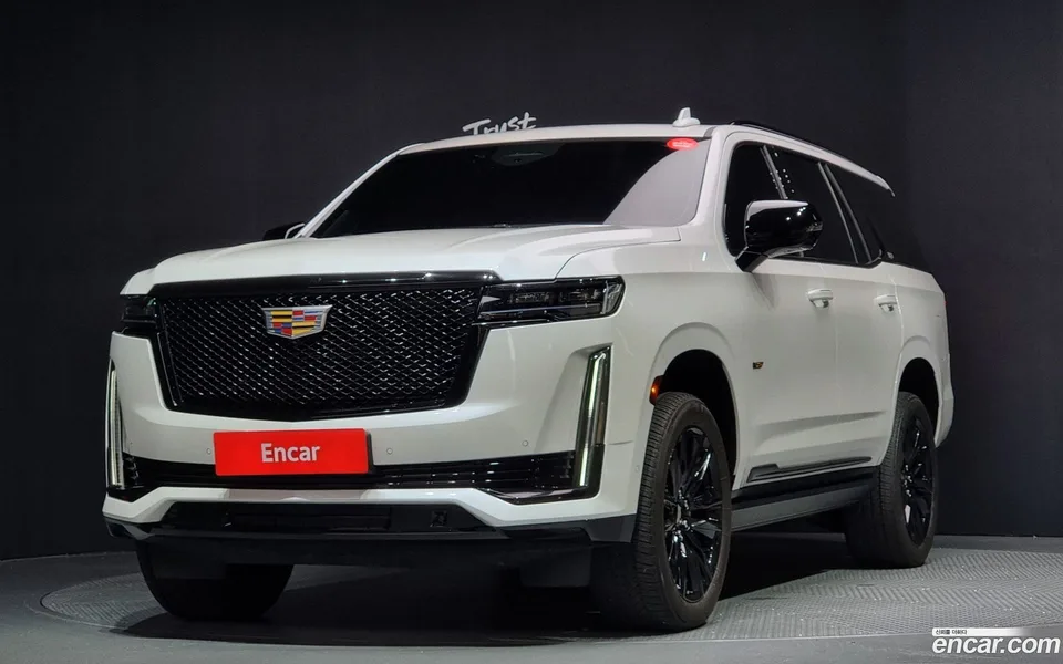 Cadillac Escalade 6.2 2023 — фото 1, купить с доставкой в Москву