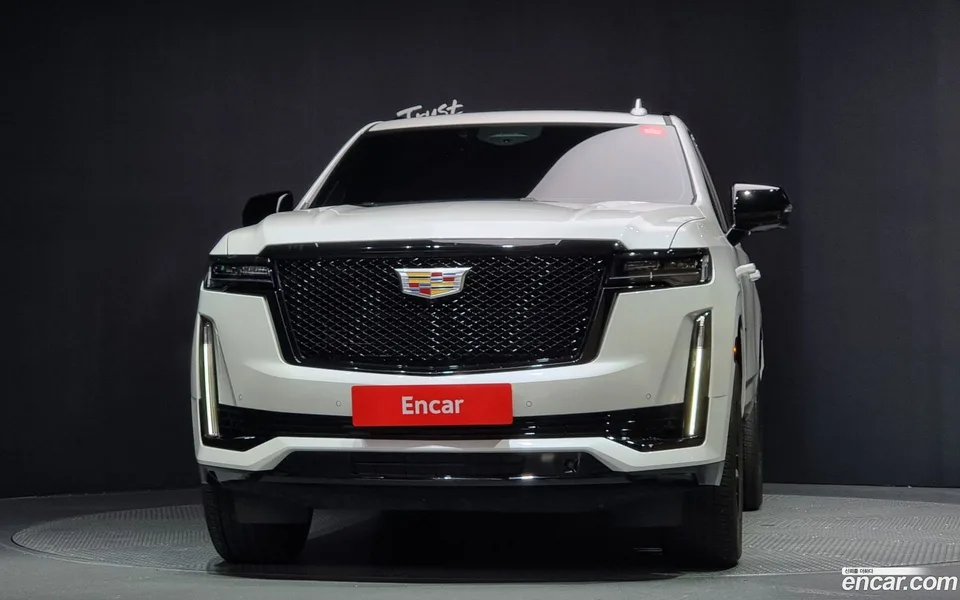 Cadillac Escalade 6.2 2023 — миниатюра 3
