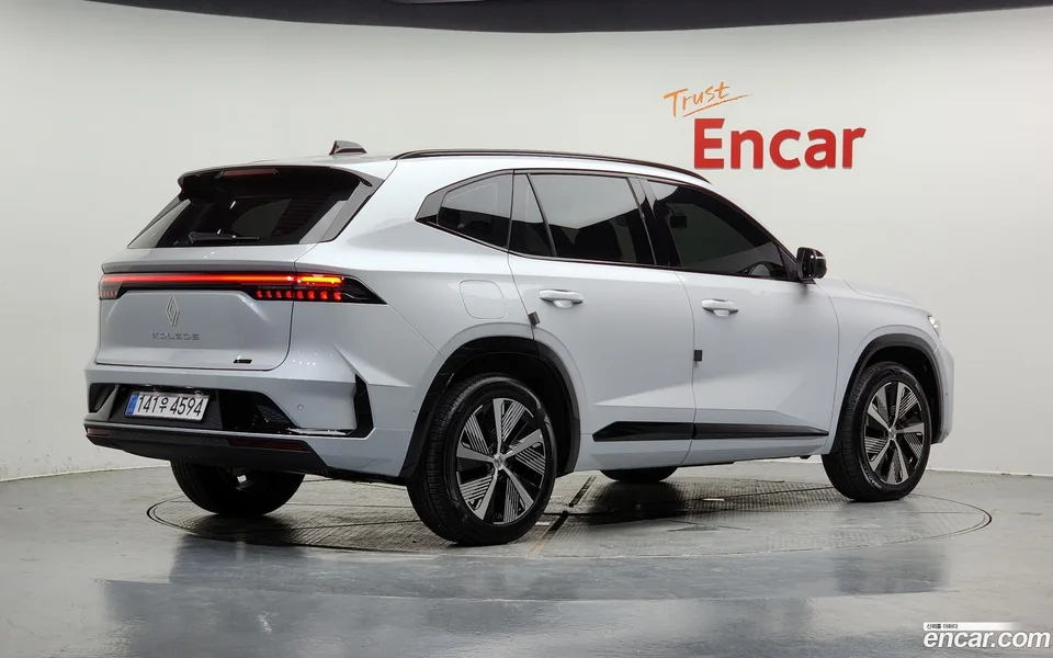 Renault Samsung Grand Koleos 1.5 E-TECH 2WD 2025 — миниатюра 2