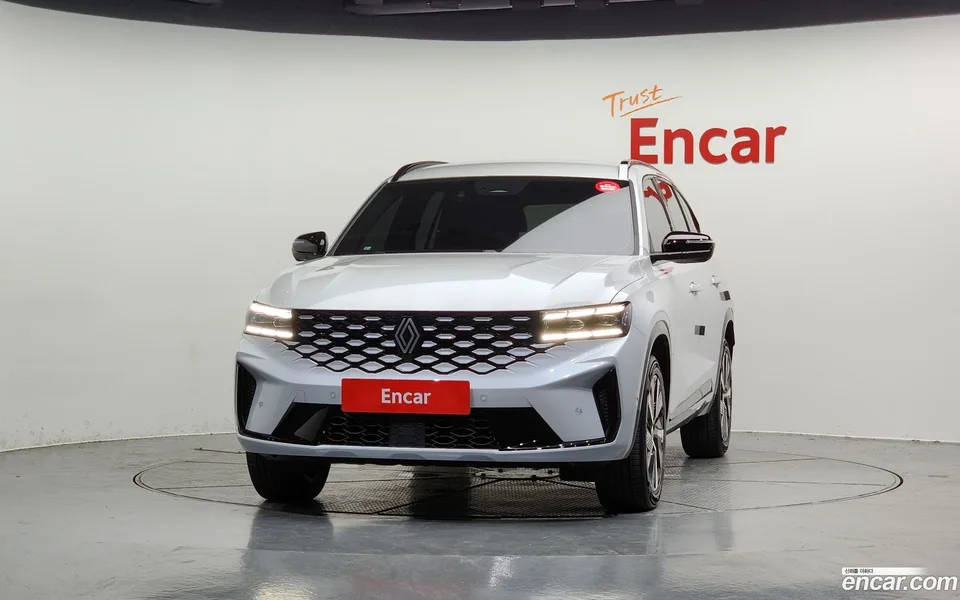 Renault Samsung Grand Koleos 1.5 E-TECH 2WD 2025 — миниатюра 3