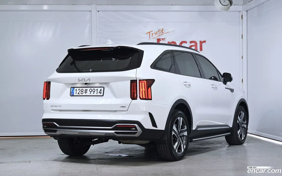 Kia Sorento HEV 1.6 2WD 2023 — миниатюра 2