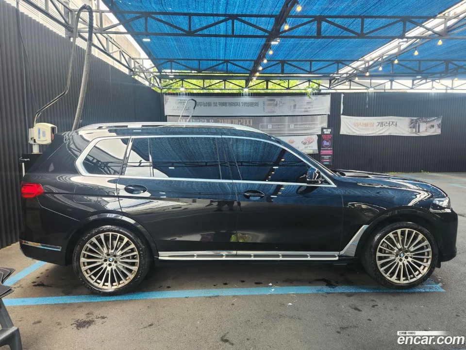BMW X7 xDrive 40i 7 2022 — миниатюра 5