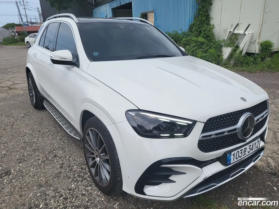 Mercedes-Benz GLE-Class GLE450 4MATIC 2023 — миниатюра 3