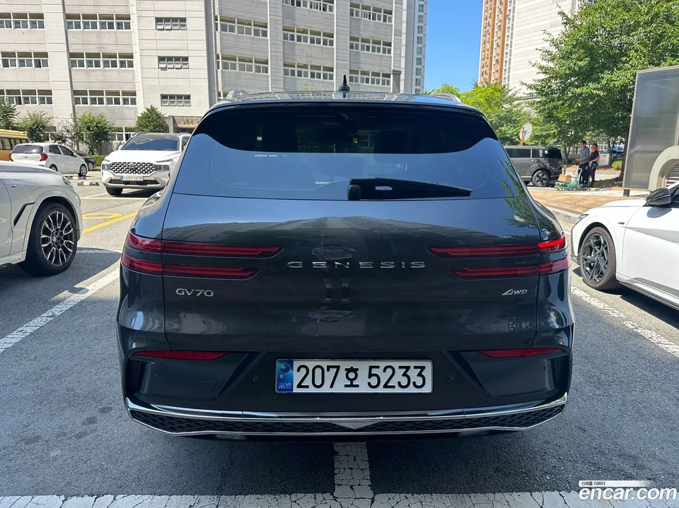 Genesis GV70 2.5T AWD 2025 — миниатюра 4