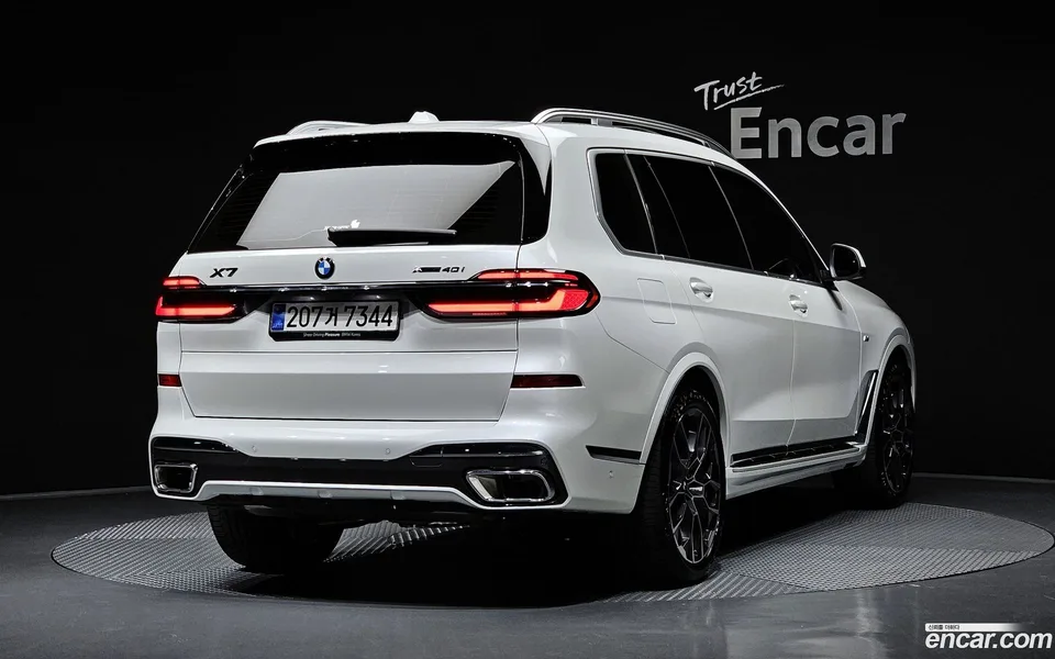 BMW X7 xDrive 40i M 7 2025 — миниатюра 2