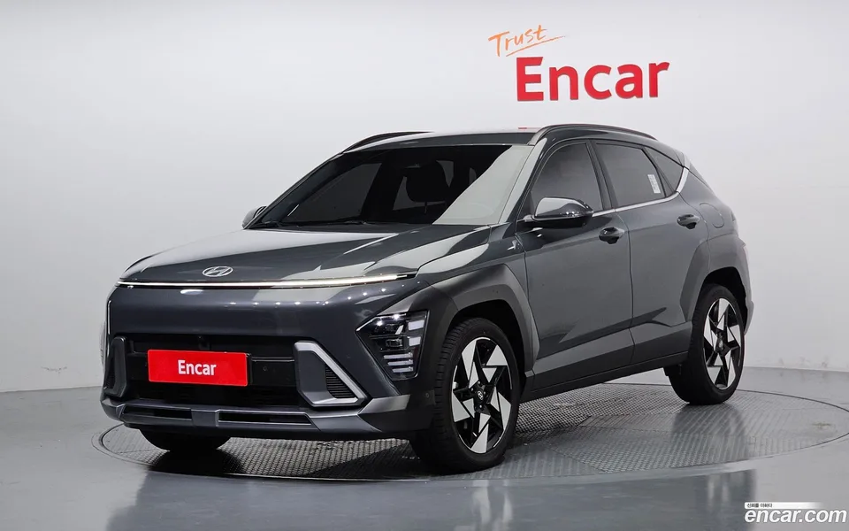 Hyundai Kona 1.6 2WD 2023 — фото 1, купить с доставкой в Москву