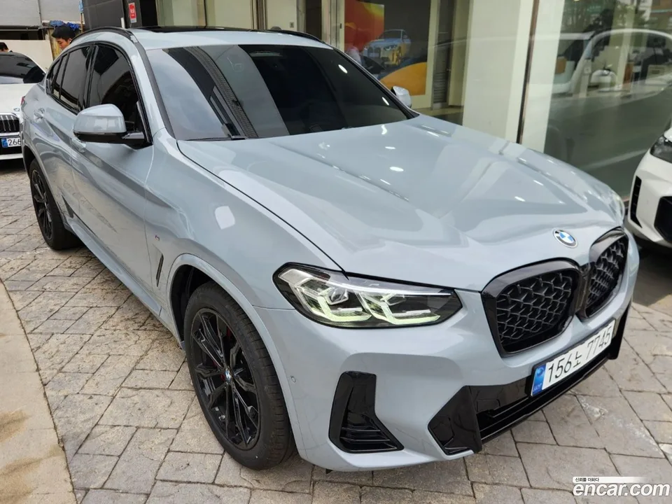 BMW X4 xDrive20i M 2025 — миниатюра 2